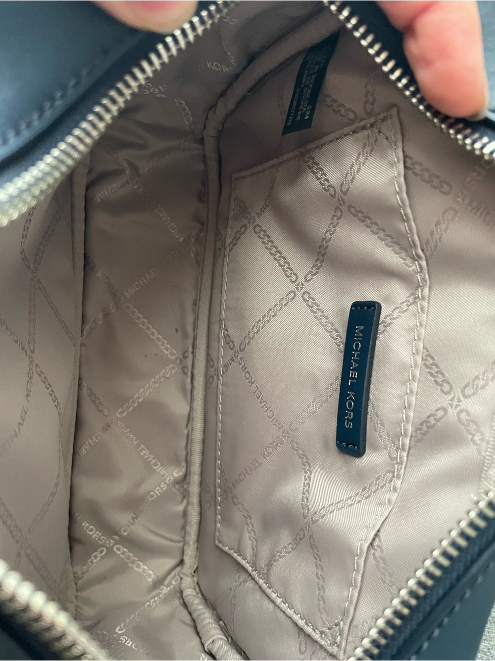 Michael Kors Quilted Navy Leather Camera Crossbody with Tassel - Picture 4 of 8